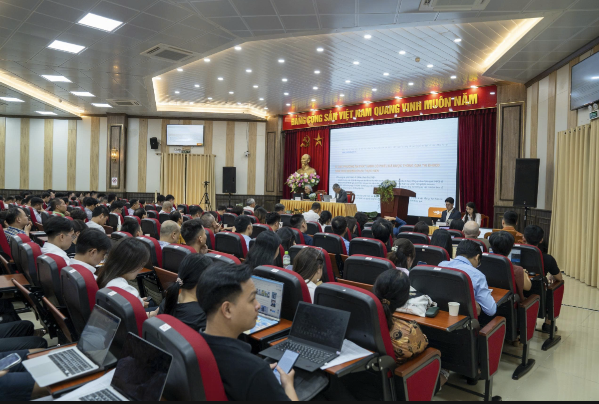                                                                            Toàn cảnh đại hội. 